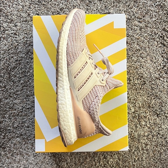 Adidas Women's UltraBOOST - Picture 4 of 10